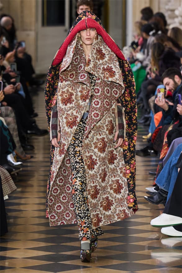 Andreas Kronthaler for Vivienne Westwood Fall Winter 2023 collection menswear womenswear tribute Paris fashion week runway show