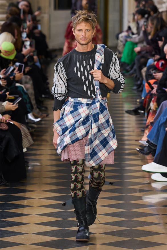 Andreas Kronthaler for Vivienne Westwood Fall Winter 2023 collection menswear womenswear tribute Paris fashion week runway show