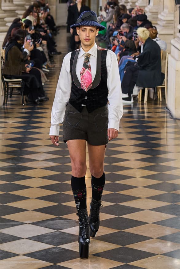 Andreas Kronthaler for Vivienne Westwood Fall Winter 2023 collection menswear womenswear tribute Paris fashion week runway show