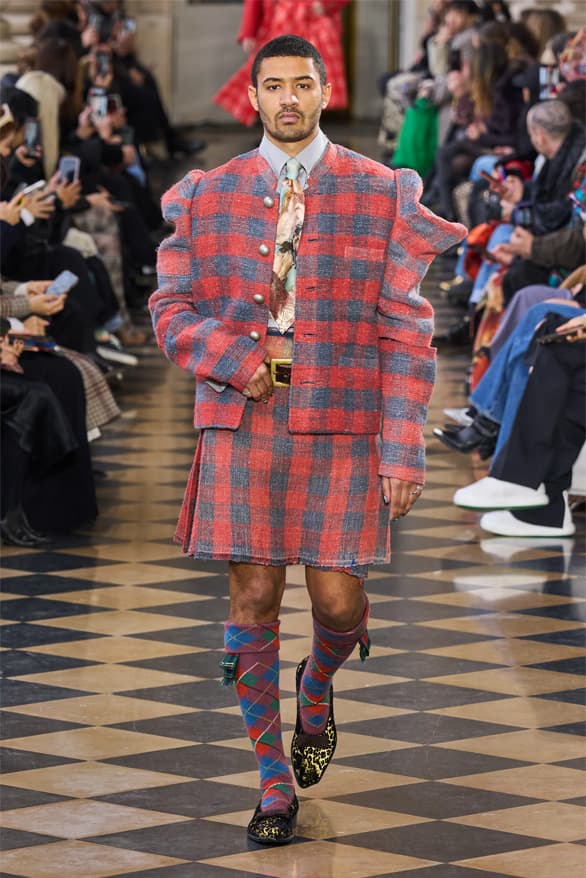 Andreas Kronthaler for Vivienne Westwood Fall Winter 2023 collection menswear womenswear tribute Paris fashion week runway show