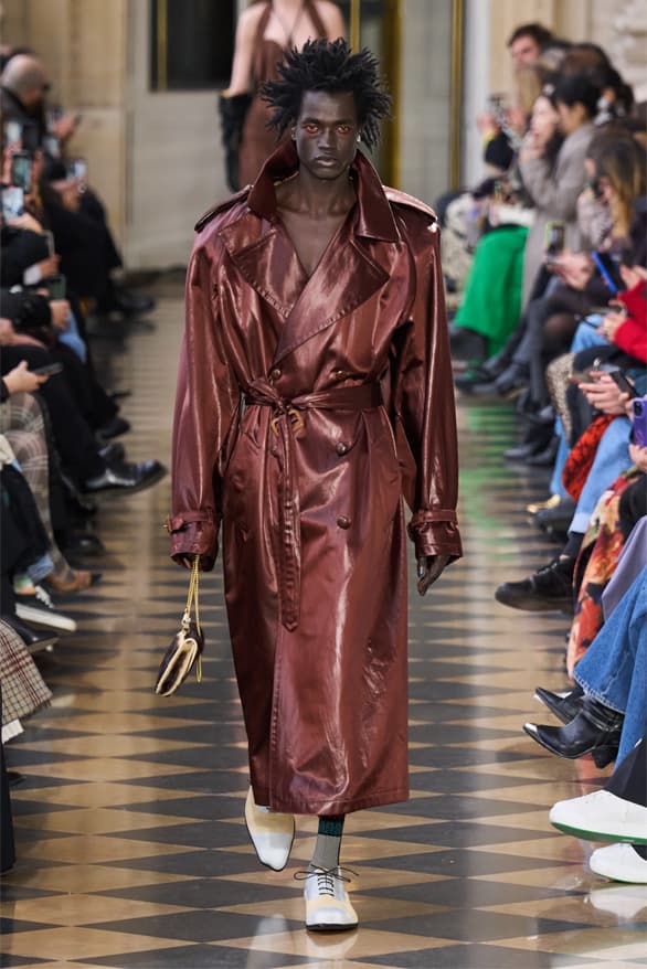 Andreas Kronthaler for Vivienne Westwood Fall Winter 2023 collection menswear womenswear tribute Paris fashion week runway show