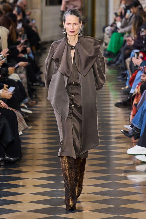 Andreas Kronthaler for Vivienne Westwood Fall Winter 2023 collection menswear womenswear tribute Paris fashion week runway show