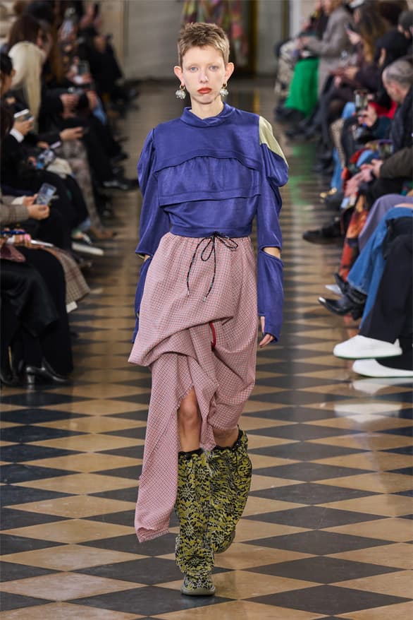 Andreas Kronthaler for Vivienne Westwood Fall Winter 2023 collection menswear womenswear tribute Paris fashion week runway show