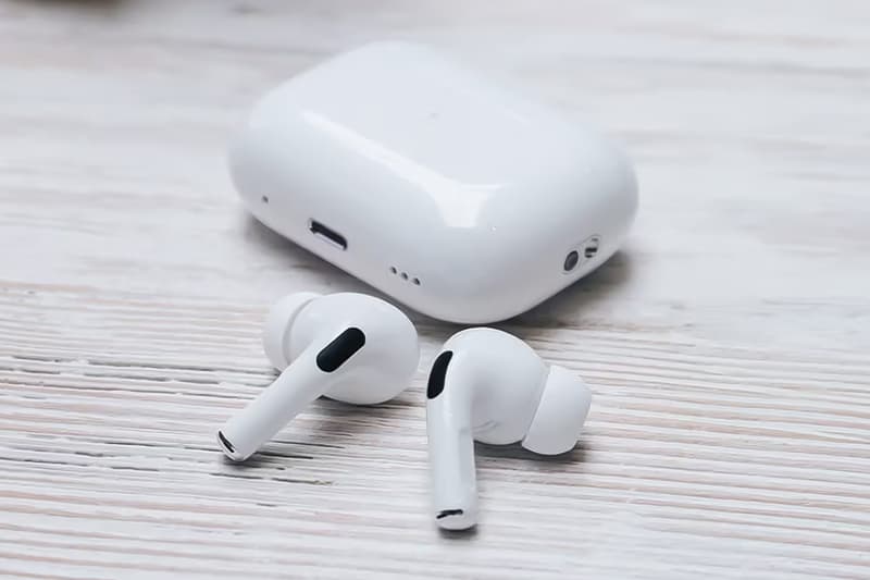 Apple Rumored to Release AirPods Pro 2 With USB-C Charging Port headphpones earbuds earphones