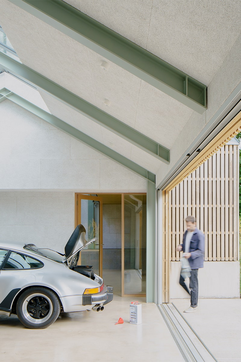 Bindloss Dawes Creates Elegant Timber Garage to House Classic Car Collection
