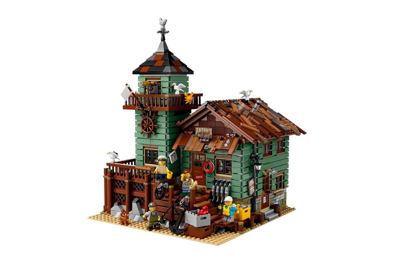 Best LEGO Ideas Sets 2023 fan made supporters 10,000 ghostbusters ecto-1 wall-e old fishing store voltron tree house typewriter the office vincent van gogh michael scott the globe the starry night 