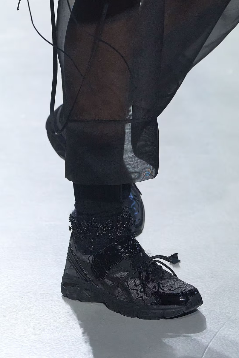 Cecilie Bahnsen x ASICS Fall Winter 2023 FW23 Collaboration GT-2160 Women's Road Running Sneaker Custom Floral Embellishment PFW Paris Fashion Week Runways