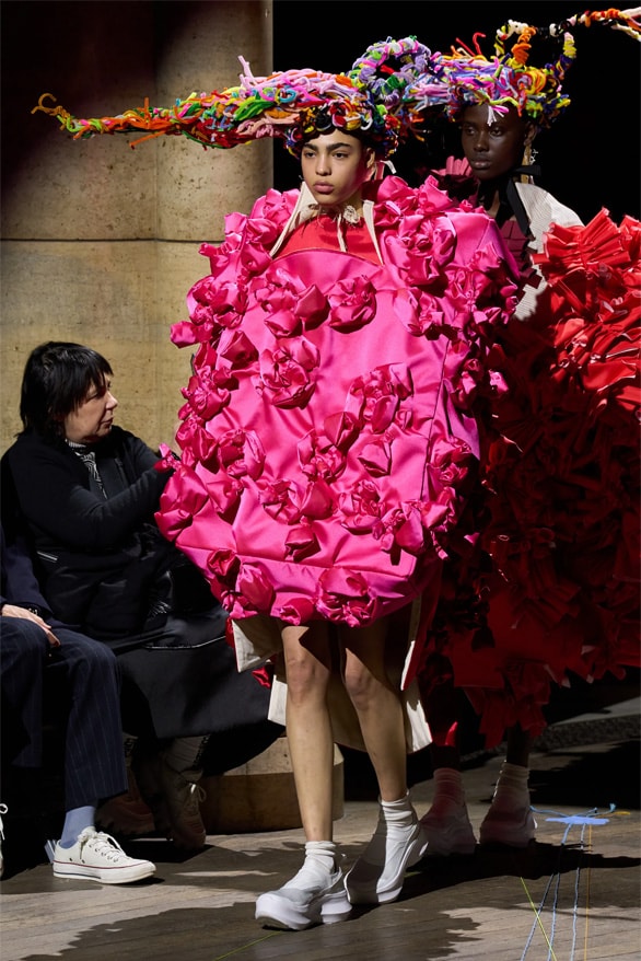 Comme des Garçons Fall Winter 2023 Paris Fashion Week rei kawakubo pfw fw23 designer womenswear menswear art abstract runway show