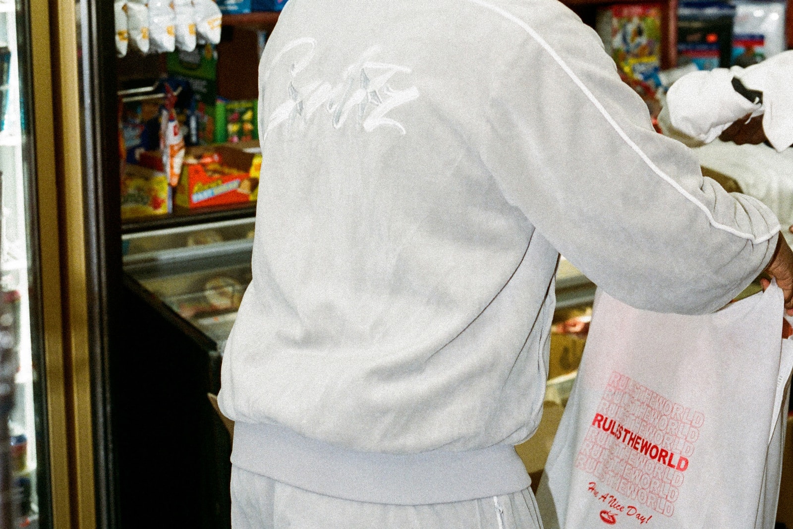 Corteiz Nike Air Max 95 Pink Beam New York City NYC NY Bodega Deli Shop Shut Down USA Take Over Op-Ed Clint419