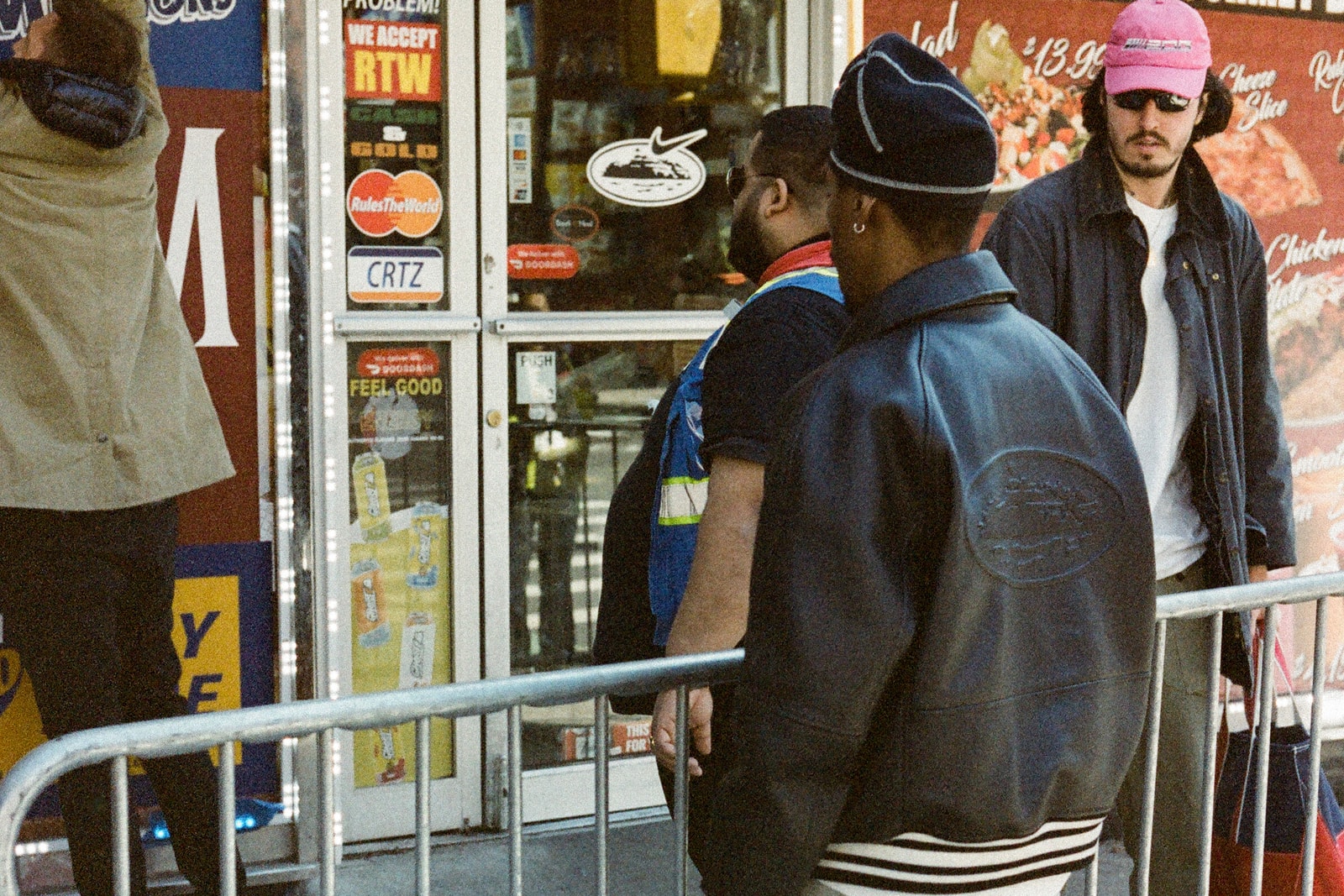 Corteiz Nike Air Max 95 Pink Beam New York City NYC NY Bodega Deli Shop Shut Down USA Take Over Op-Ed Clint419