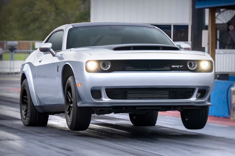 Dodge Challenger SRT Demon 170 Most Powerful Muscle Car 1,025 HP 945 Ib.-ft. torque E85 Drag Car Racer American US First Look Price Performance Sped