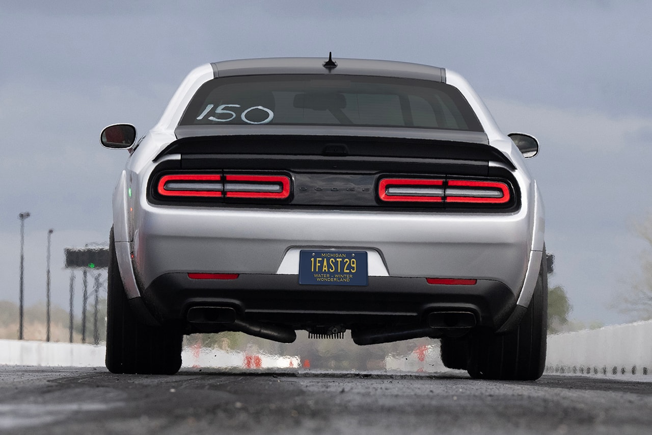 Dodge Challenger SRT Demon 170 Most Powerful Muscle Car 1,025 HP 945 Ib.-ft. torque E85 Drag Car Racer American US First Look Price Performance Sped