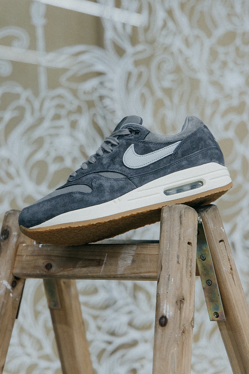 Nike Air Max 1 '86 Original 'Big Bubble' On Feet Celebrate Nike Air Max Day  3.26 Anniversary Decor Poster Canvas - Mugteeco