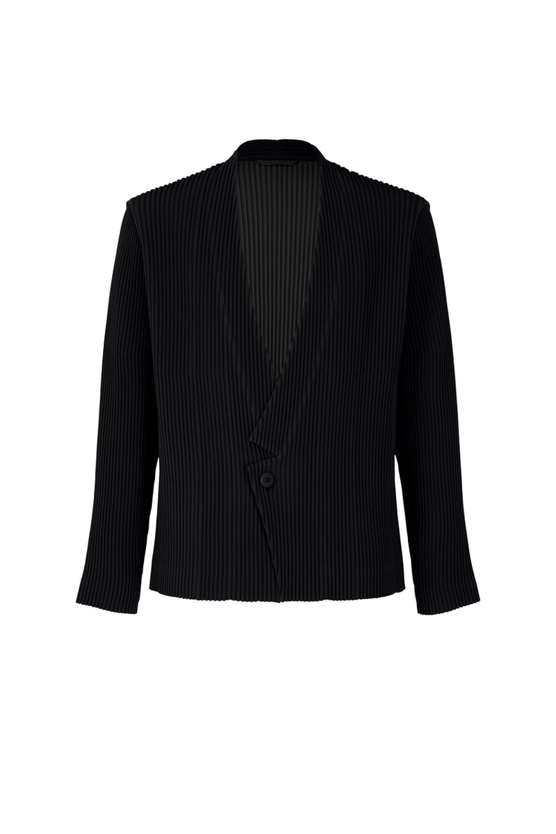 HOMME PLISSÉ ISSEY MIYAKE TUXEDO PLEATS Spring Summer 2023 SS23 Runway Collection Formalwear Suit Tailoring