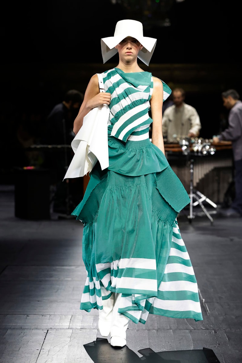 Issey Miyake Fall/Winter 2023 Collection Paris Fashion Week FW23 Runway