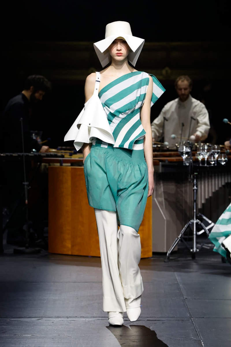 Issey Miyake Fall/Winter 2023 Collection Paris Fashion Week FW23 Runway