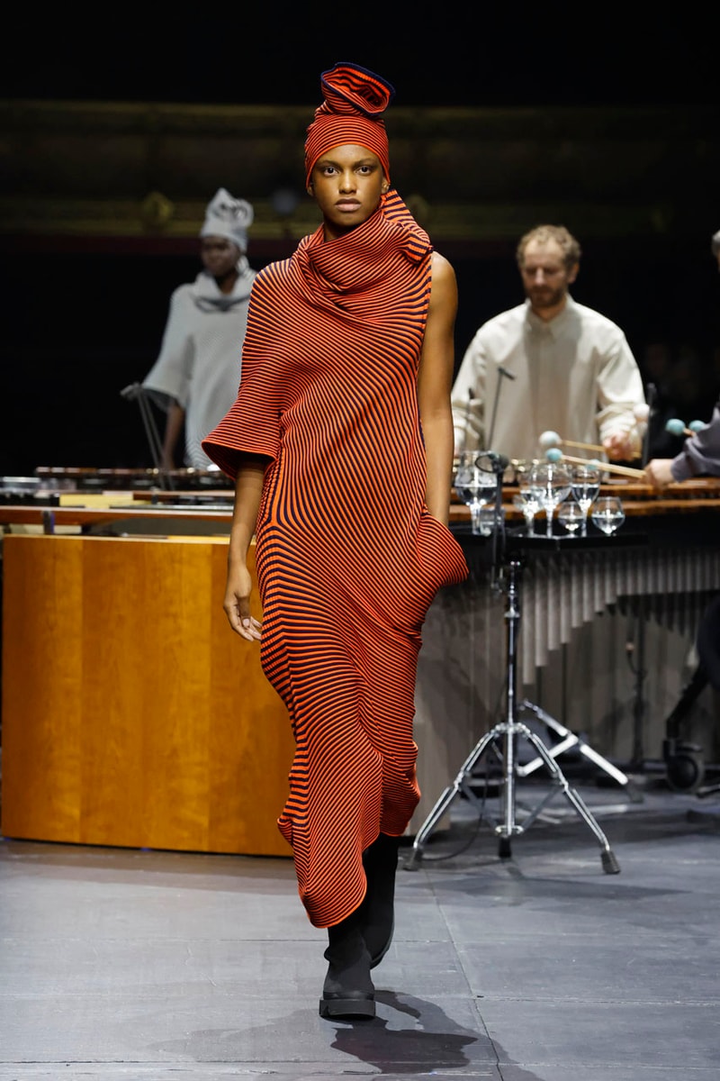 Issey Miyake Fall/Winter 2023 Collection Paris Fashion Week FW23 Runway
