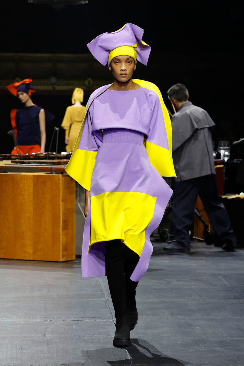 Issey Miyake Fall/Winter 2023 Collection Paris Fashion Week FW23 Runway
