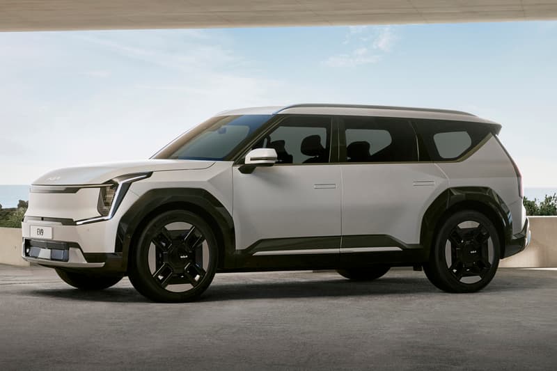 KIA EV9 SUV Electric Car First Look Unveiled South Korea Tech Performance Power Price Release Date