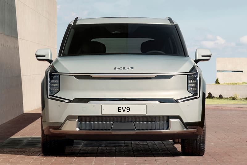 KIA EV9 SUV Electric Car First Look Unveiled South Korea Tech Performance Power Price Release Date