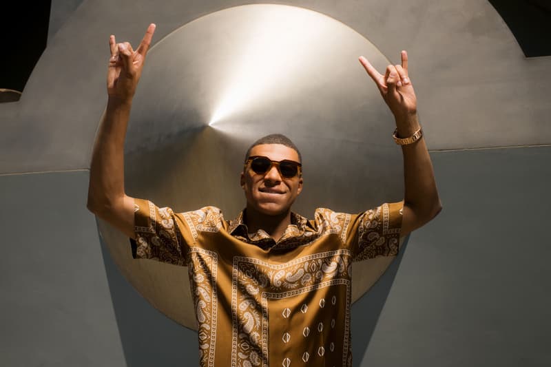 Oakley Taps Kylian MƄappé for FootƄall-Infused "Signature Series" Eyewear