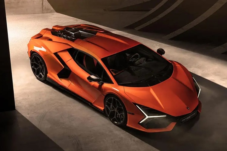 Lamborghini Unveils Its Aventador Replacement, the 1,001 BHP Revuelto