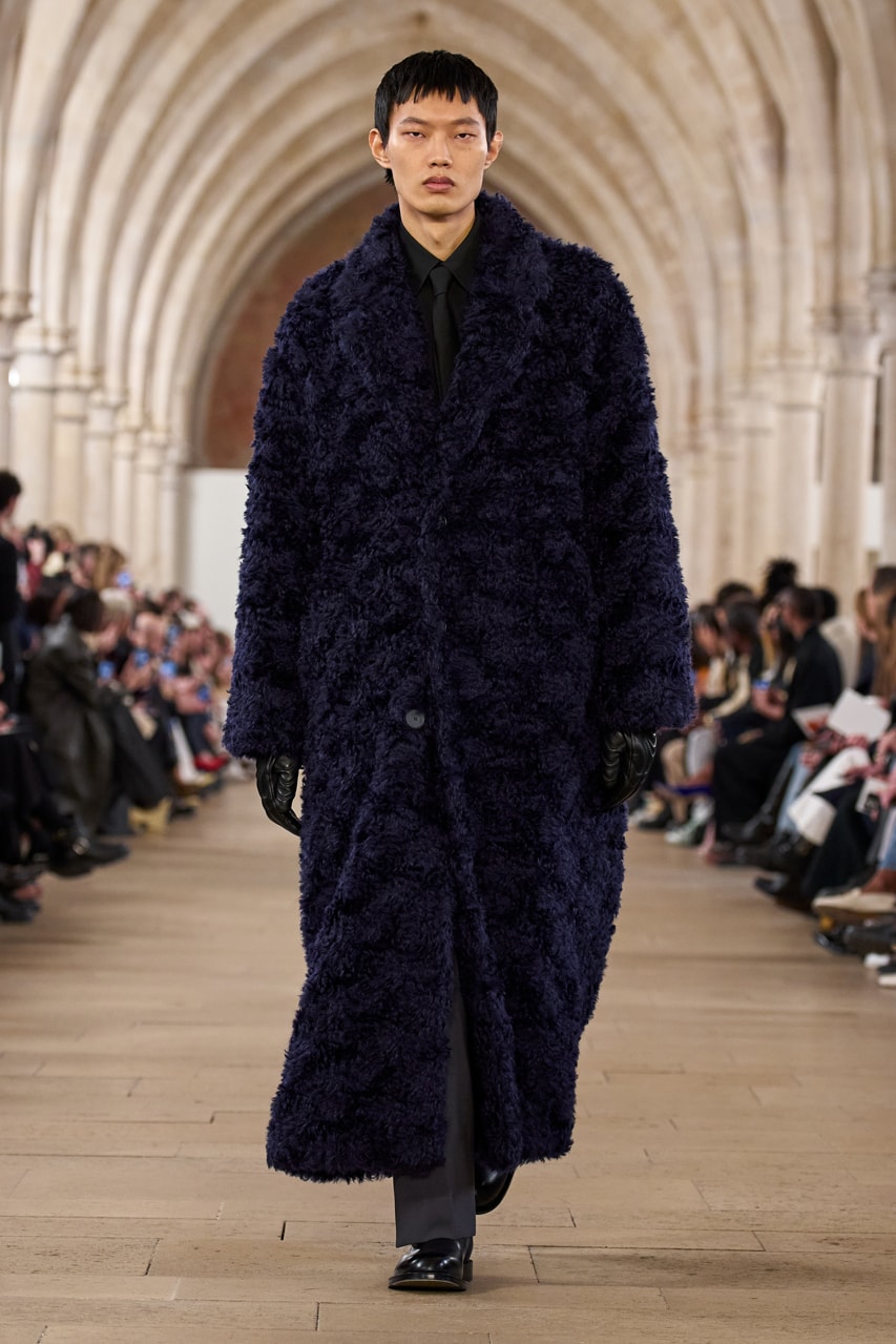 Lanvin Winter 2023 Paris Fashion Week FW23 Bruno Sialelli Runway Show Collection Mens Womenswear Looks