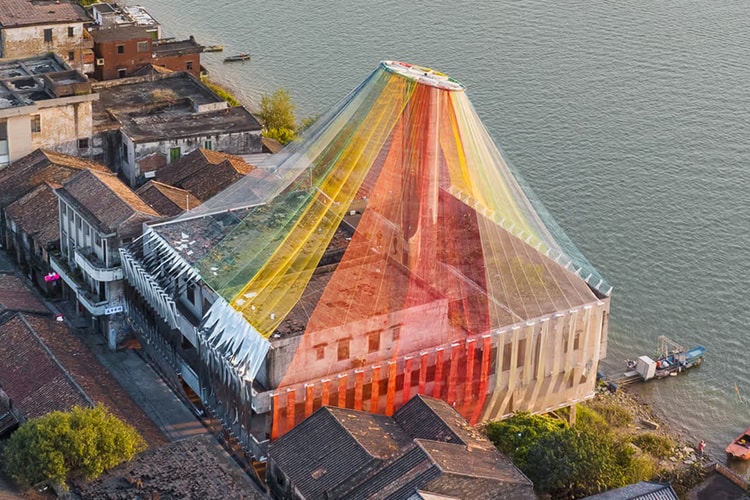 Ma Yansong Installs Rainbow-Hued Canopy Over Taiping Market