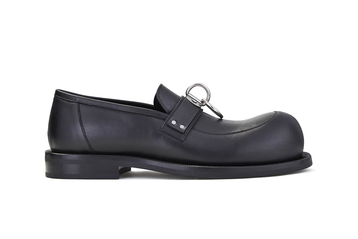 Martine Rose SS23 Bulb Toe Ring Loafers in Black Info Price Buy Now