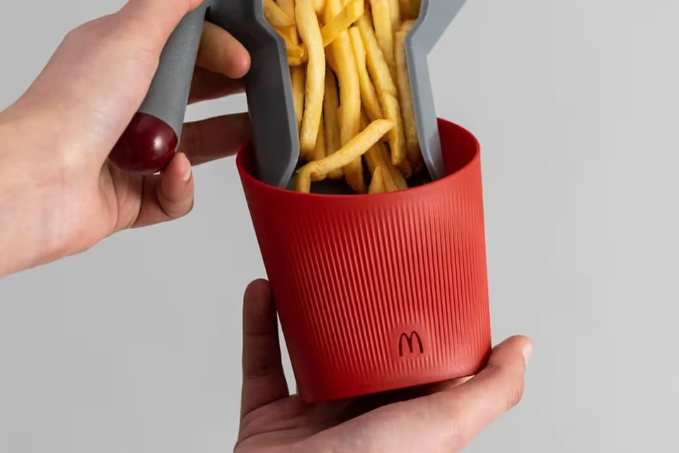 Source Take away disposable food mcdonald's french fries packaging boxes on  m.