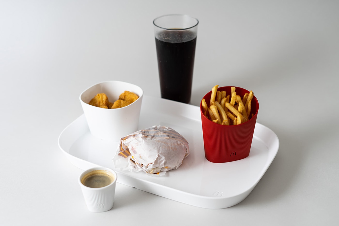 McDonald's France restaurants resable tableware elium studio recycled plastic tritan news info