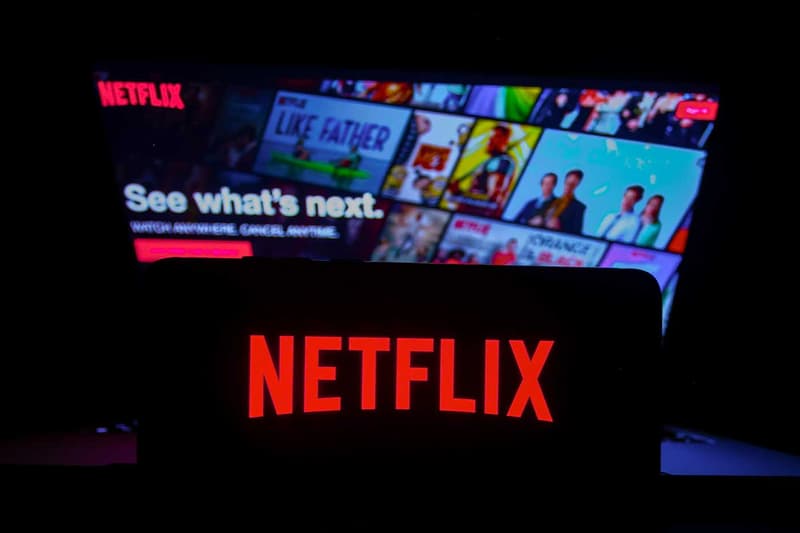 Netflix testing phone controller for TV games news info steve moser app mike verdu 