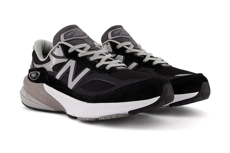 New Balance 990v6 Gets Fitted With a Clean "Black/Grey" Color Scheme