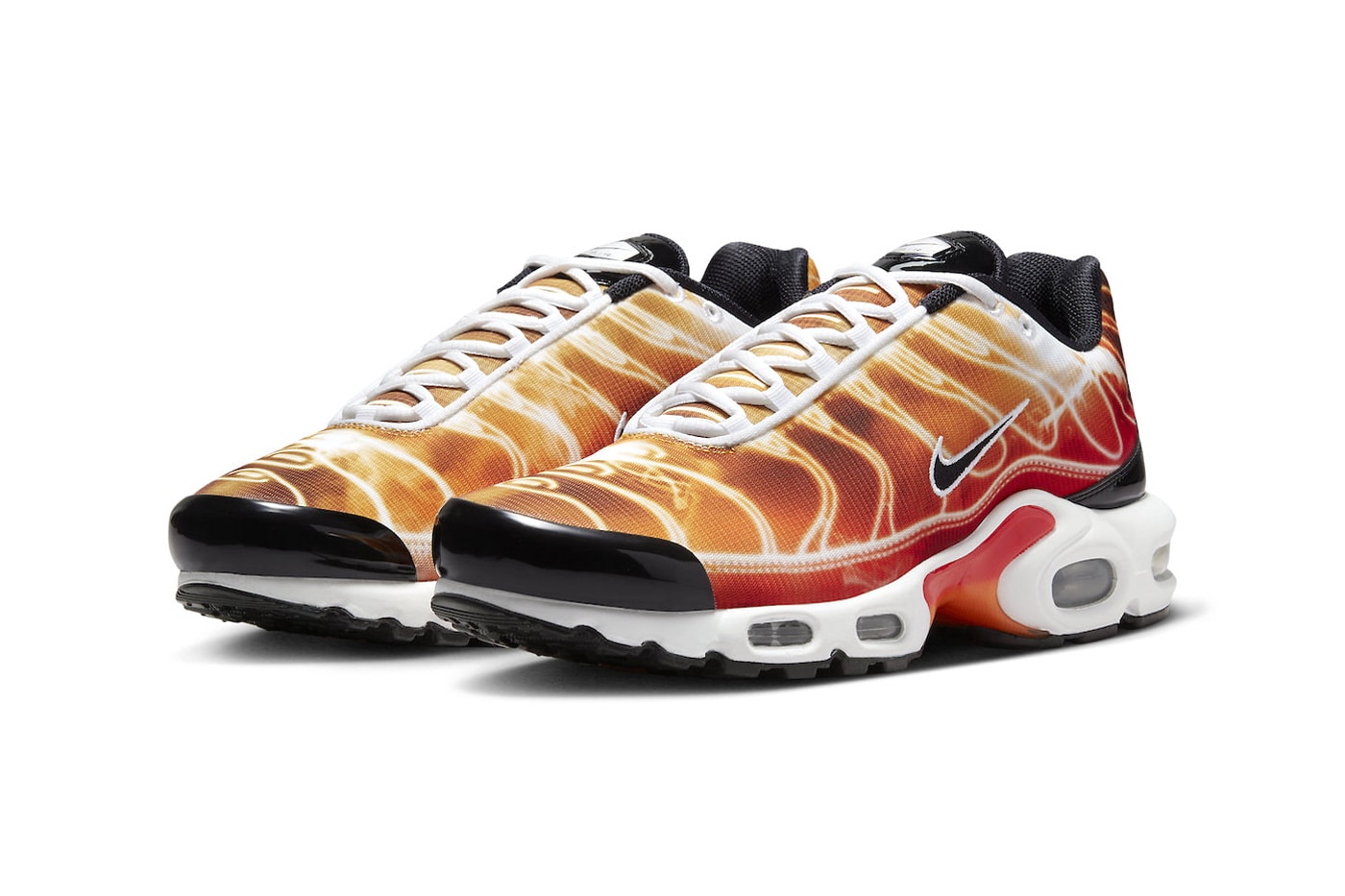 Nike Air Max Plus "Light Photography"  Receives a Fiery Makeover DZ3531-600 release info sean mcdowell technical shoe nike swoosh 