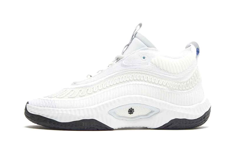 First Look at the Nike Cosmic Unity 3 "Summit White"