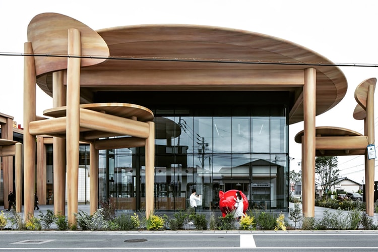 Oversized Tables and Chairs Adorn Sweets Bank in Japan