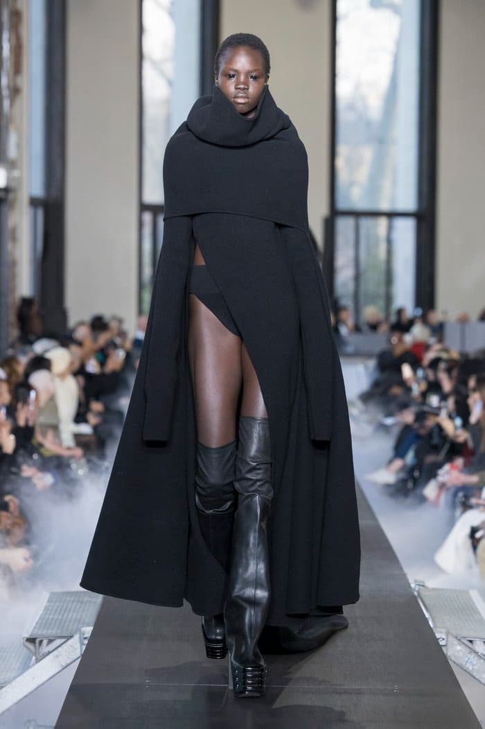 Rick Owens Fall Winter 2023 FW23 "LUXOR" Collection Womenswear Paris Fashion Week PFW Runway Show 