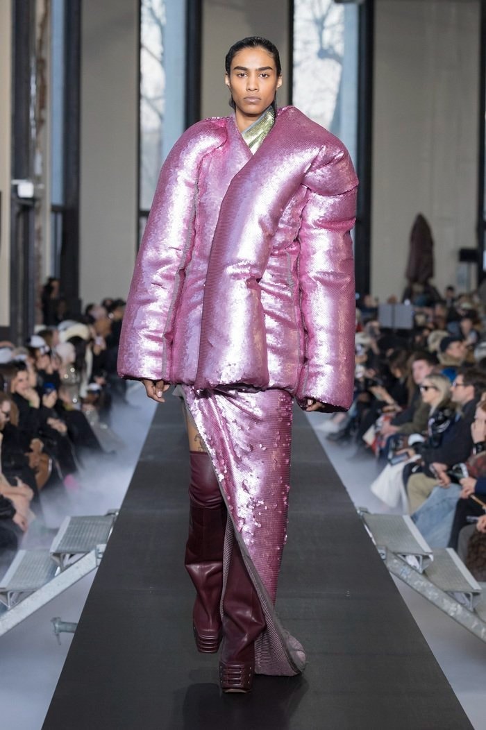 Rick Owens Fall Winter 2023 FW23 "LUXOR" Collection Womenswear Paris Fashion Week PFW Runway Show 