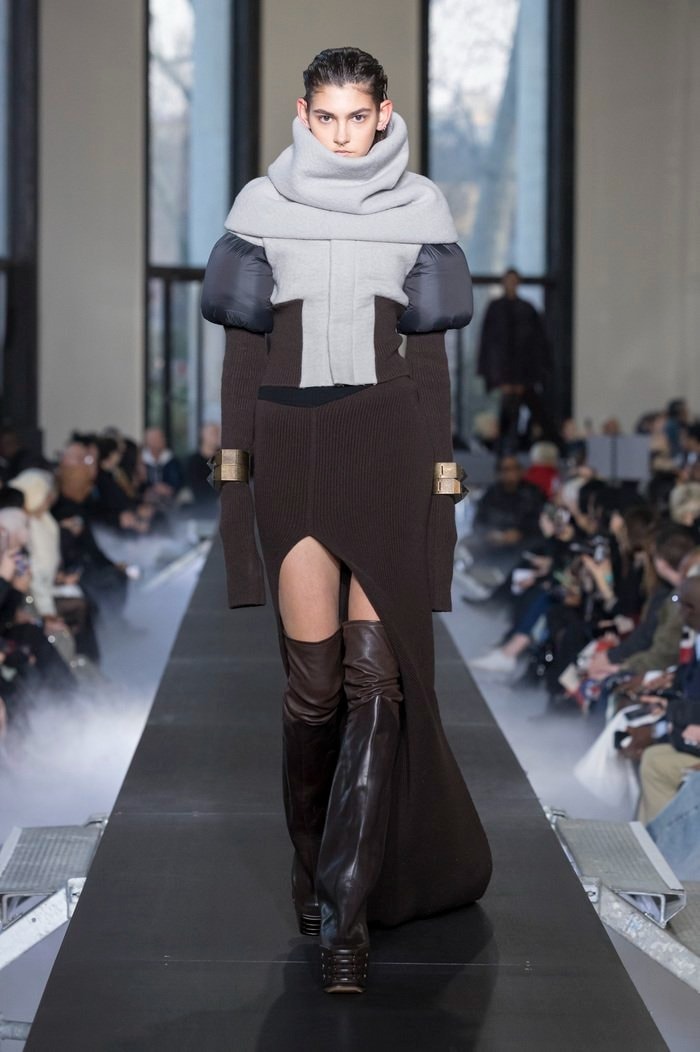 Rick Owens Fall Winter 2023 FW23 "LUXOR" Collection Womenswear Paris Fashion Week PFW Runway Show 