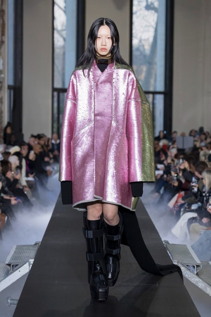 Rick Owens Fall Winter 2023 FW23 "LUXOR" Collection Womenswear Paris Fashion Week PFW Runway Show 