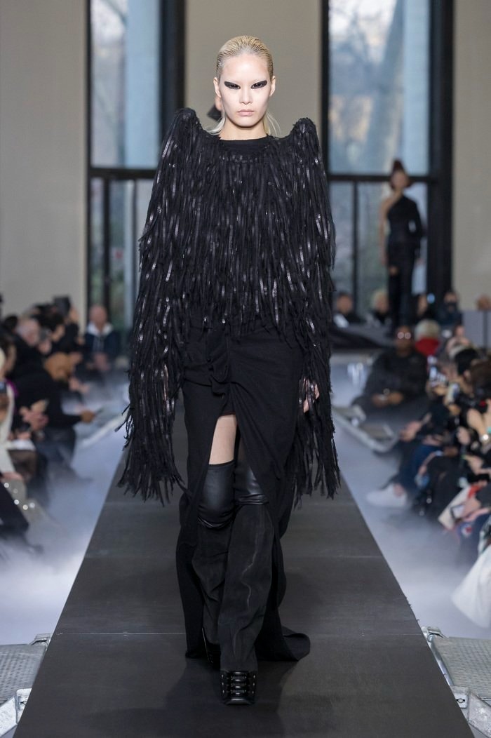 Rick Owens Fall Winter 2023 FW23 "LUXOR" Collection Womenswear Paris Fashion Week PFW Runway Show 