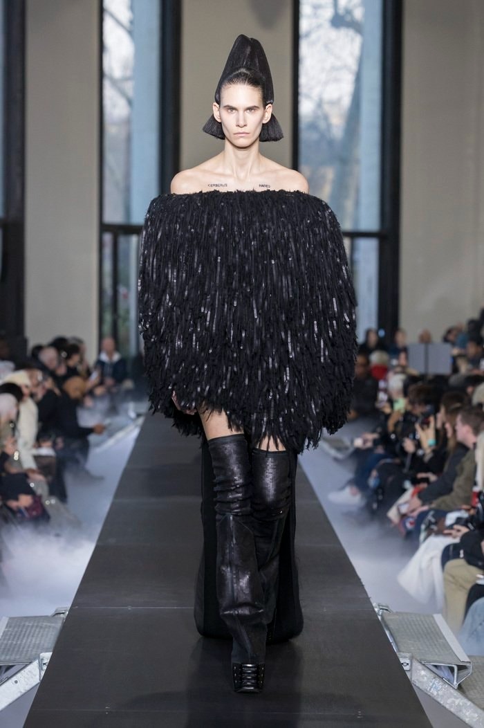 Rick Owens Fall Winter 2023 FW23 "LUXOR" Collection Womenswear Paris Fashion Week PFW Runway Show 