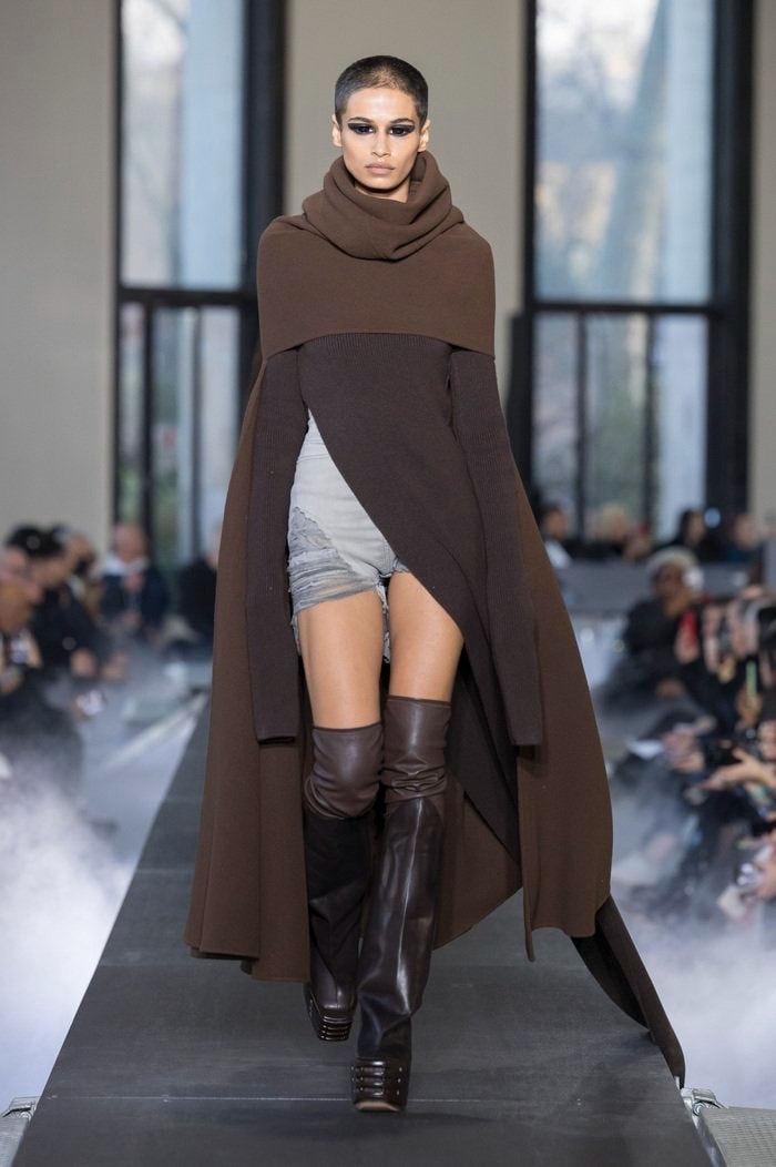 Rick Owens Fall Winter 2023 FW23 "LUXOR" Collection Womenswear Paris Fashion Week PFW Runway Show 