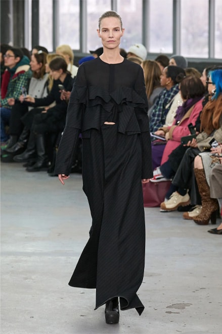 Sacai осень-зима 2023 Неделя моды в Париже pfw fw23 chitose abe женская одежда показ на подиуме мужская одежда