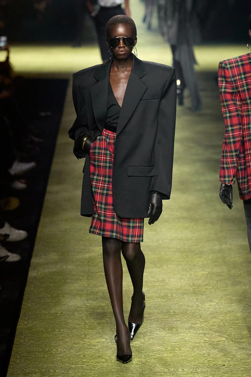 Saint Laurent Winter 2023 Runway Show Anthony Vaccarello Paris Fashion Week FW23 Collection Womenswear PFW