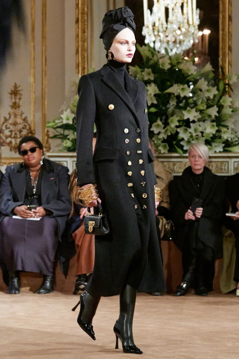 Schiaparelli Fall/Winter 2023 Collection FW23 Paris Fashion Week Runway