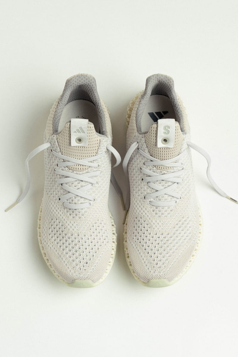 solebox yeezy 350