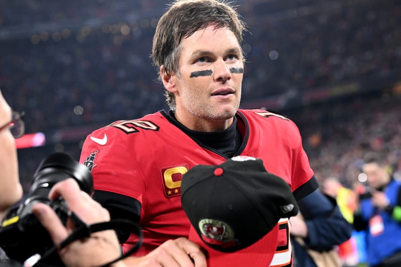 Tom Brady Says Newly Adopted Kitten Keeping Him From NFL Comeback