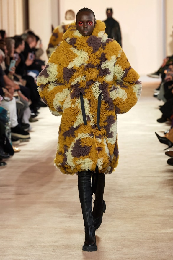 Undercover Fall Winter 2023 Paris Fashion Week pfw fw23 collection menswear womenswear Jun Takahashi runway show