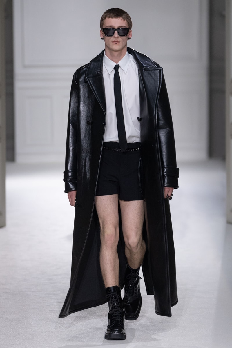 Valentino Fall Winter 2023 "Black Tie" Collection Runway Show Pierpaolo Piccioli Paris Fashion Week FW23 PFW Mens Womens Rock Stud